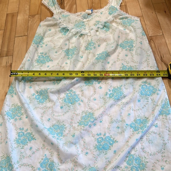 Vintage Elsie of Miami Nightgown - Picture 6 of 7